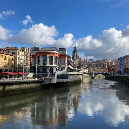 4 Bedrooms Flat In The City Center