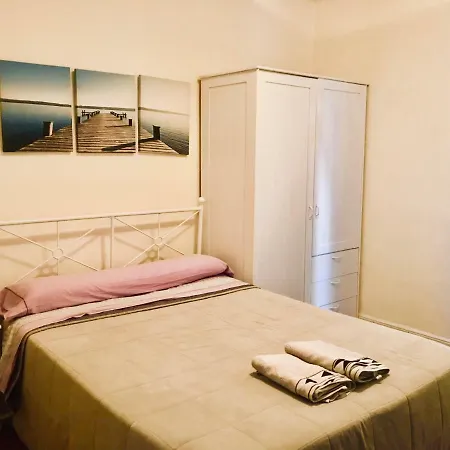 Homestay 4 Bedrooms Flat In The City Center