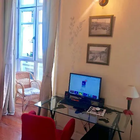 4 Bedrooms Flat In The City Center Bilbao