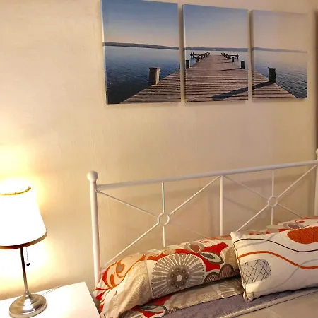 4 Bedrooms Flat In The City Center Homestay szállás Bilbao