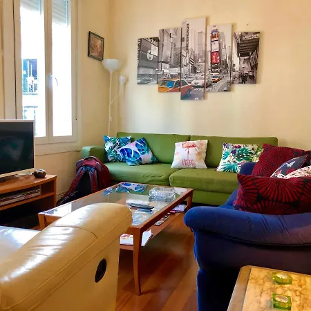 4 Bedrooms Flat In The City Center Séjour chez l'habitant